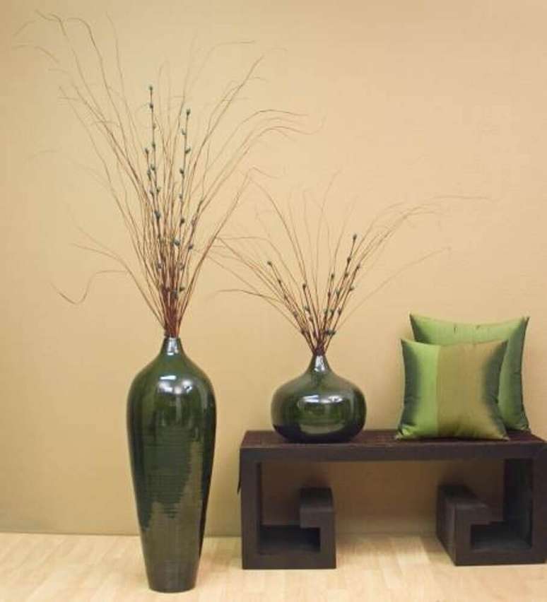 16. Modelos de vasos decorativos com cer&acirc;mica esmaltada