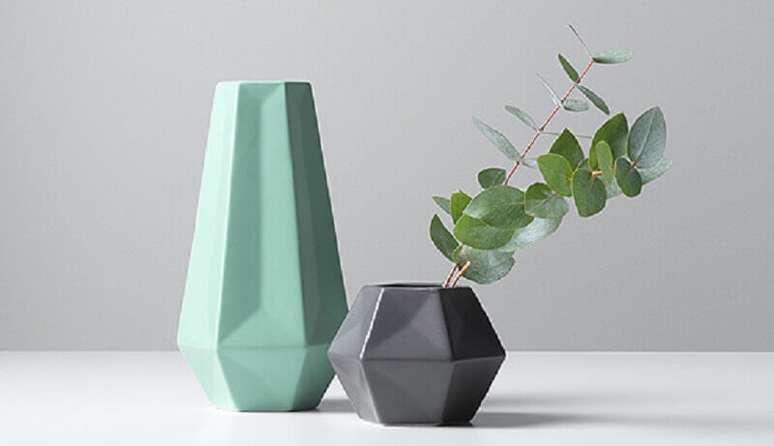 46. Inspiração de vasos decorativos com design moderno e delicado