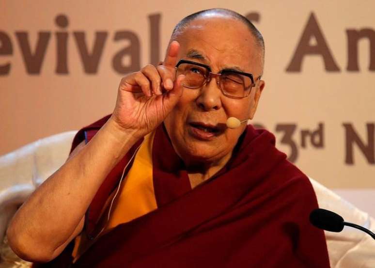 L&iacute;der espiritual do Tibet, Dalai Lama, durante evento em Kolkata, na &Iacute;ndia 23/11/2017 REUTERS/Rupak De Chowdhuri