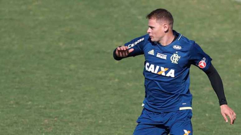 Volante agradou contra o Emelec (Gilvan de Souza/Flamengo)