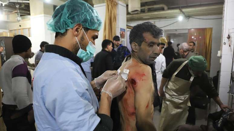 Médicos em Ghouta oriental dizem que estoques de suprimentos e medicamentos estão no final