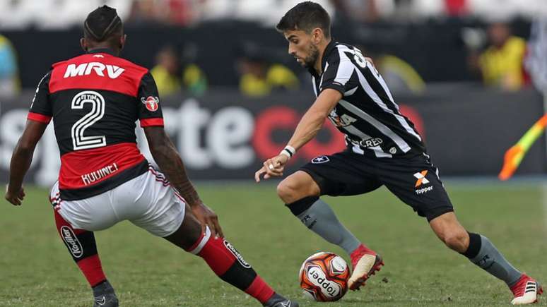 Pimpão até melhorou e afastou as criticas, mas tem apenas dois gols na temporada (Vítor Silva/SSPress/Botafogo)