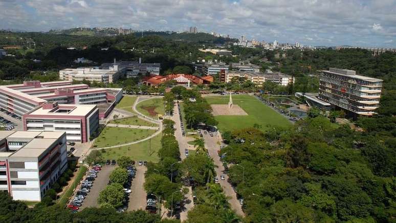 Estudantes da Universidade Federal de Minas Gerais foram afetados pelos atrasos do pagamento de bolsas | Foto: Foca Lisboa/UFMG