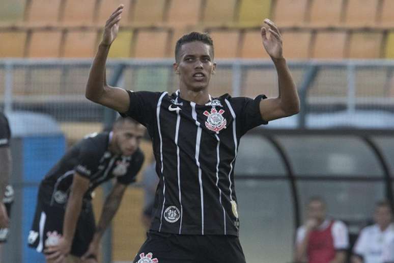 Pedrinho marcou o segundo gol do Corinthians contra o Bragantino (Foto: Daniel Augusto Jr)