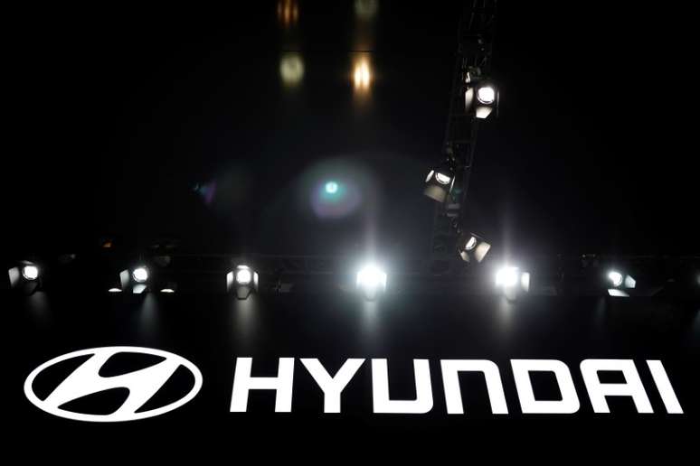 The logo of Hyundai Motor is seen during the 2017 Seoul Motor Show in Goyang, South Korea, March 31, 2017.  REUTERS/Kim Hong-Ji - RC196A379030