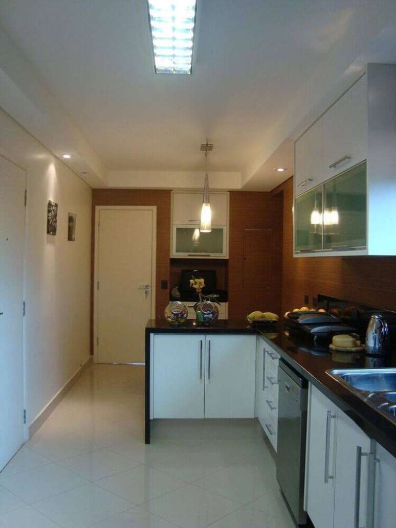 52. Luminária de LED para cozinha com pendente