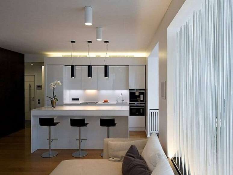 38. Lumin&aacute;ria de led para cozinha com pendente