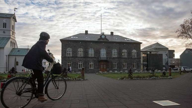 Em v&aacute;rias medidas, a Isl&acirc;ndia lidera a igualdade de g&ecirc;nero no mundo