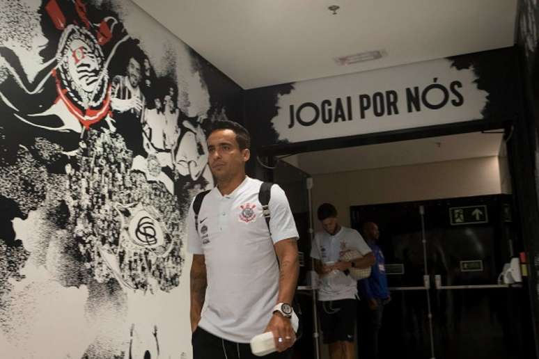 Jadson será desfalque no Corinthians (Foto: Daniel Augusto Jr)