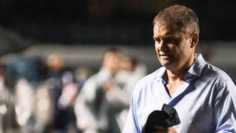 Treinador uruguaio fez a sua primeira partida como comandante do Tricolor no Morumbi (Ricardo Moreira/Fotoarena)