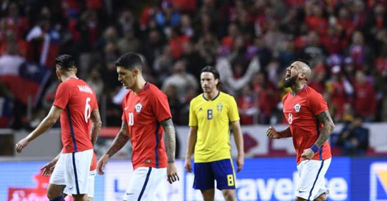 Vidal fez o primeiro gol do Chile contra a Suécia (Foto: Jonathan Nackstrand / AFP)