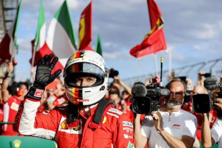 Com 'pitada de sorte', Vettel vence GP da Austrália