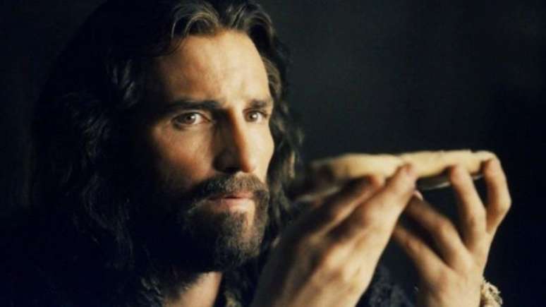 O ator Jim Caviezel interpretou Jesus no filme &#039;A Paixão de Cristo&#039;, de 2004, dirigido por Mel Gibson