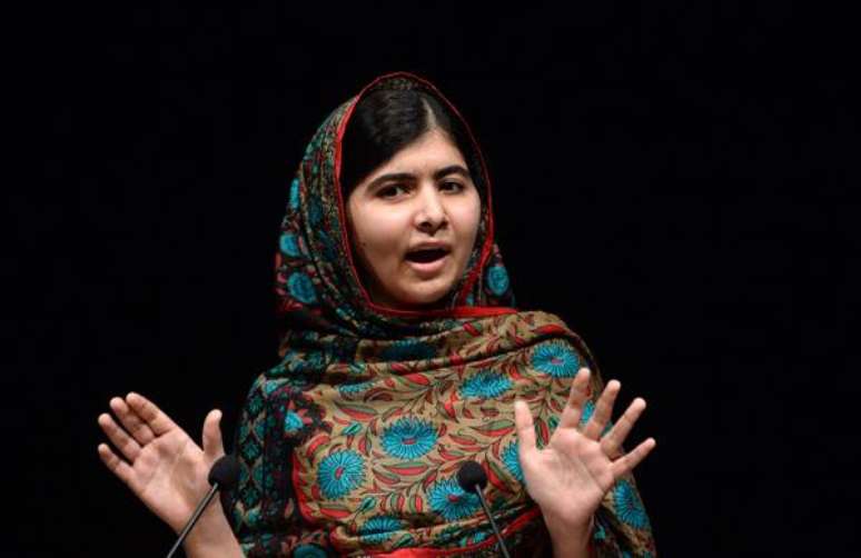 Paquistaneses organizam 'Dia de Luto' contra Malala