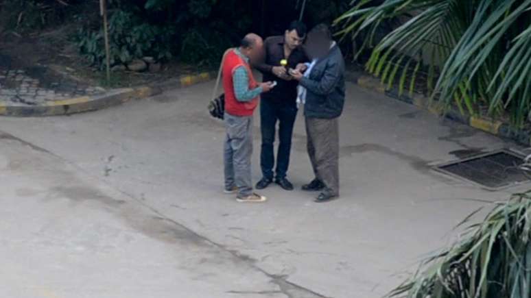 Traficantes se gabam da grande cole&ccedil;&atilde;o de meninas que t&ecirc;m &agrave; disposi&ccedil;&atilde;o dos clientes