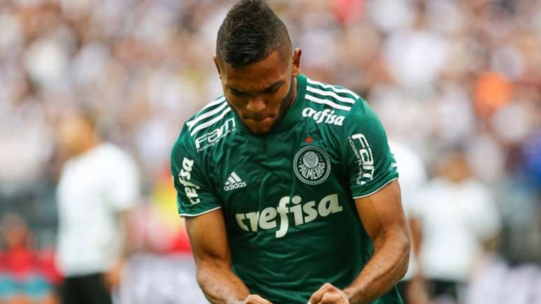 Borja marcou logo no início do primeiro tempo e Palmeiras leva vantagem para casa (Foto: Jales Valquer/Fotoarena)