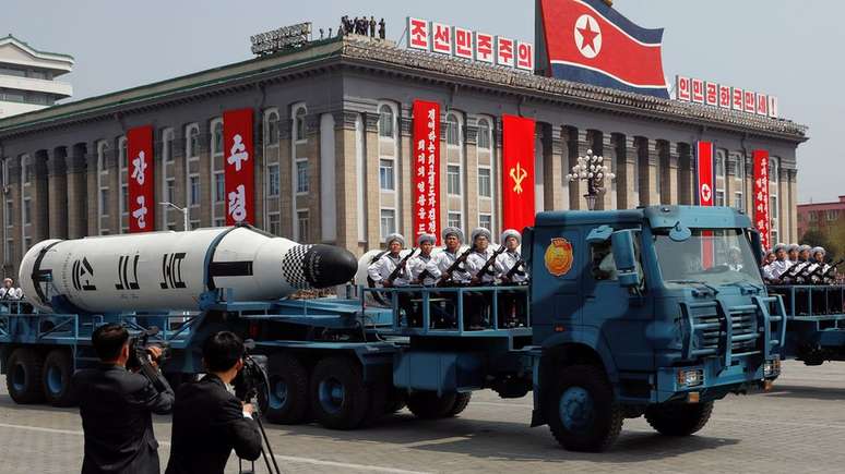 A Coreia do Norte argumenta que, para se proteger da ameaça de um ataque pelos Estados Unidos, precisa de armas nucleares próprias