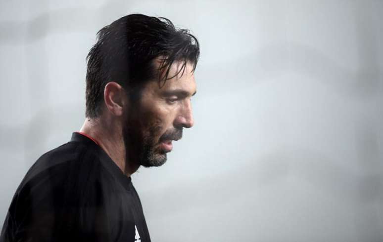 Buffon terá pela frente o Real Madrid nesta terça-feira (Foto: Marco Bertorello / AFP)