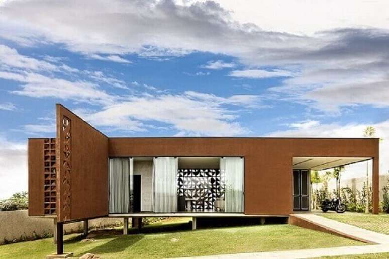 1. Modelo de frente de casa com arquitetura moderna e linhas retilíneas