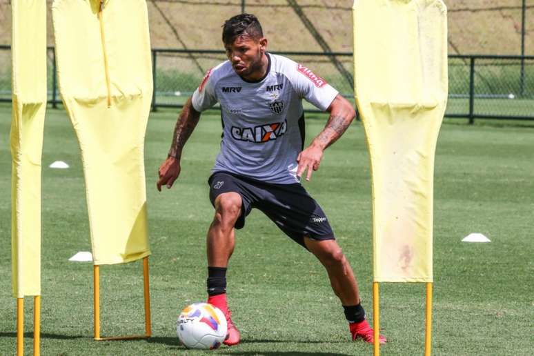 Atacante Carlos disputou apenas quatro jogos no ano pelo Galo e será emprestado (Foto: Bruno Cantini/ Atlético-MG)