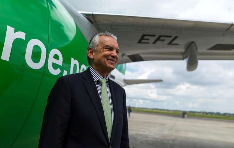 Presidente da Embraer <EMBR3.SA>, Paulo Cesar de Souza e Silva, durante evento do E2 190 4/4/2018 REUTERS/Roosevelt Cassio 