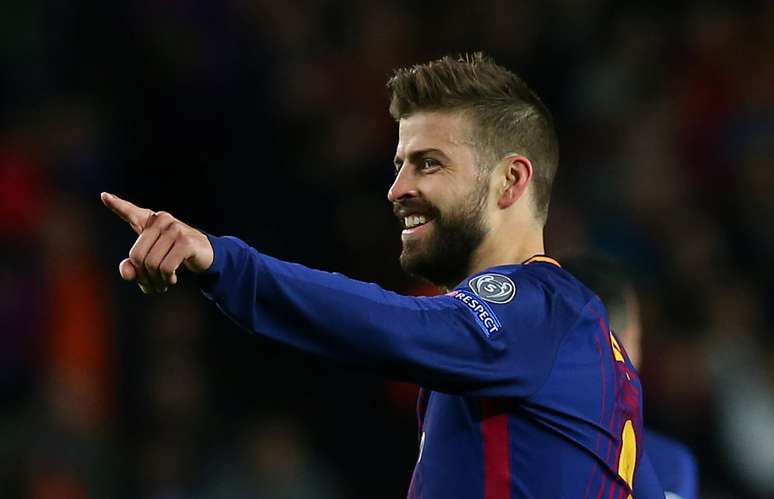 Piqué disse que a explicação para sua aposentadoria da Fúria Espanhola é de que ele pretende dar sua atenção total ao Barcelona