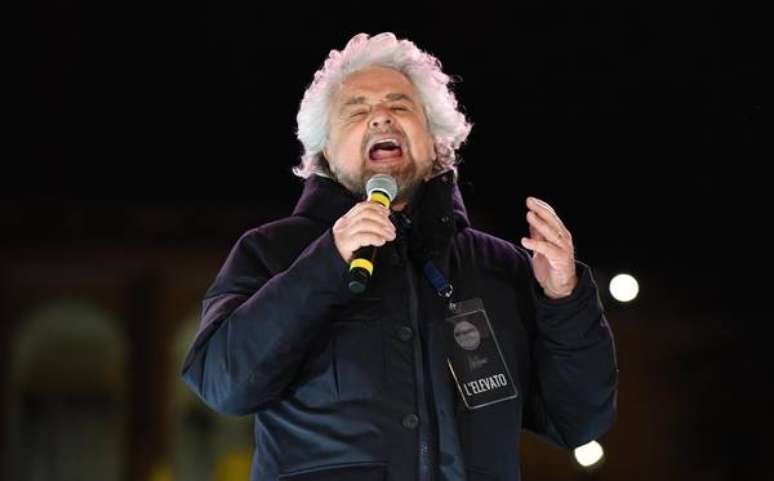 Beppe Grillo afirmou que Lula é alvo de "perseguição política"