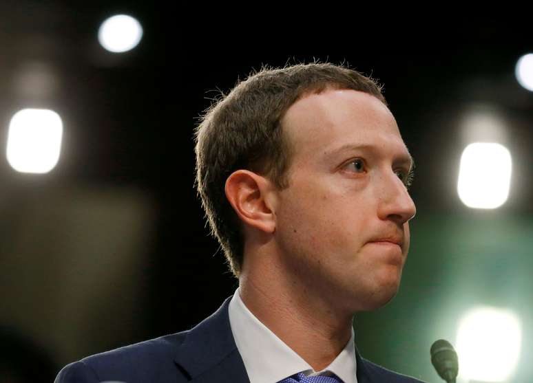 Presidente-executivo do Facebook, Mark Zuckerberg, durante audiência no Capitólio, em Washington 10/04/2018 REUTERS/Leah Millis  