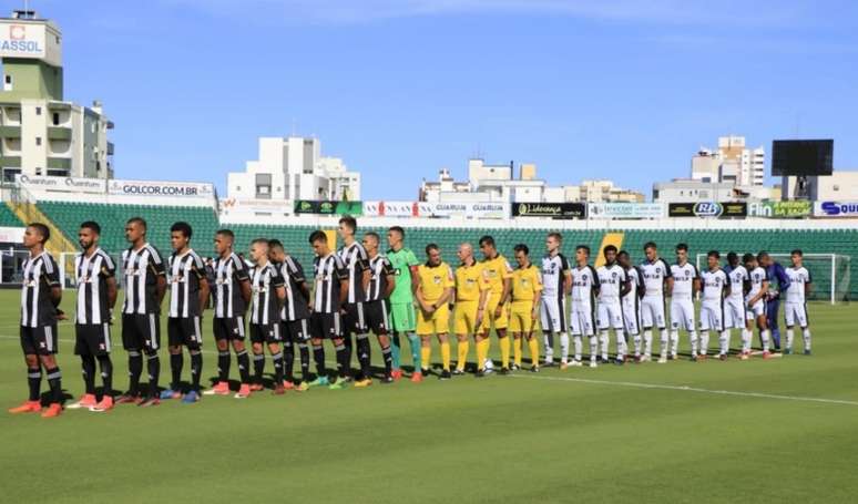 Pela segunda fase, Botafogo abriu vantagem (Foto: Divulgação / Figueirense)