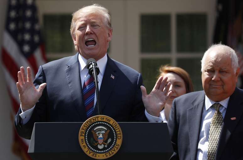 Trump faz discurso na Casa Branca
 12/4/2018  REUTERS/Kevin Lamarque 