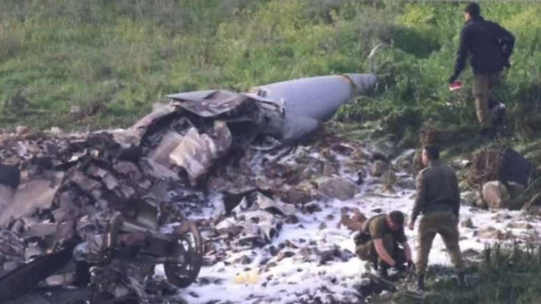 Avião de combate de Israel foi derrubado na Síria