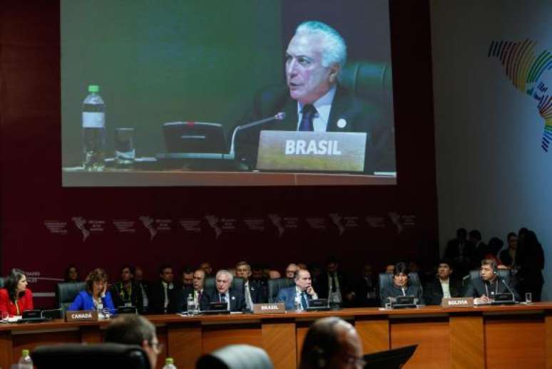 Presidente Michel Temer discursa durante sessão plenária da 8ª Cúpula das Américas em Lima, no Peru