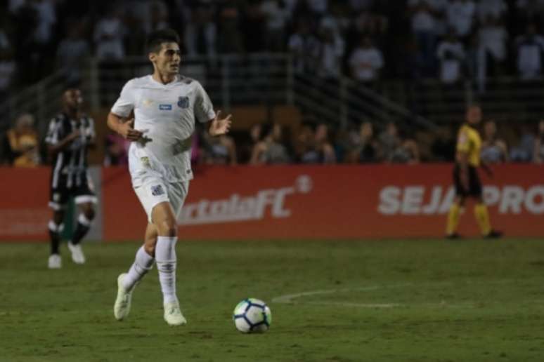 Cittadini foi titular na vitória do Santos diante do Ceará, no Brasileiro (Foto: Ricardo Moreira/Fotoarena/LANCE!Press)