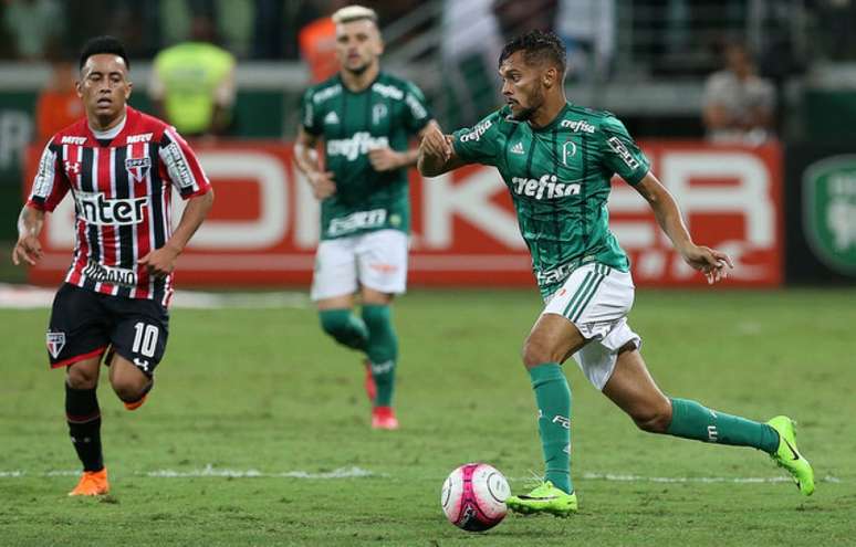 Scarpa chegou a jogar pelo Palmeiras neste ano, mas sua liminar foi derrubada (Foto: Cesar Greco/Palmeiras)
