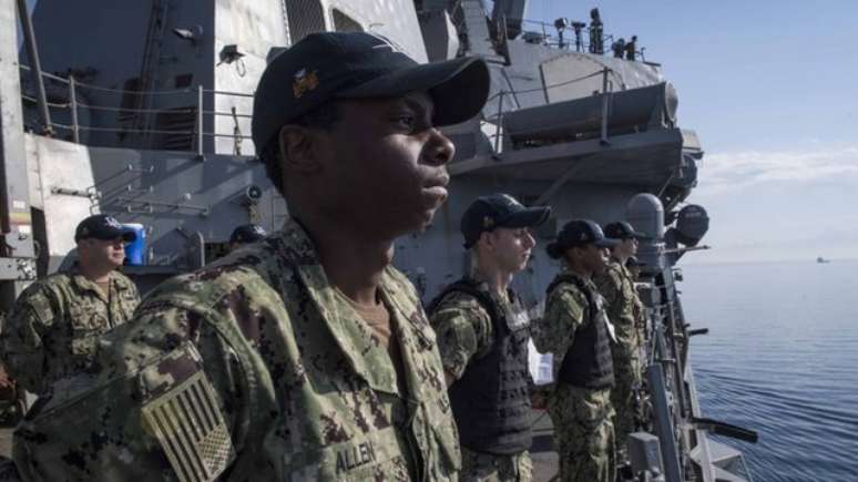 Entre os navios que os EUA usaram no bombardeio à Síria está o destróier USS Donald Cook