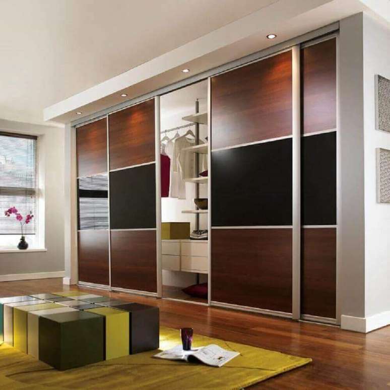 9. Os móveis sob medida para quarto são perfeitos para usar aquele espaço que parecia inutilizável