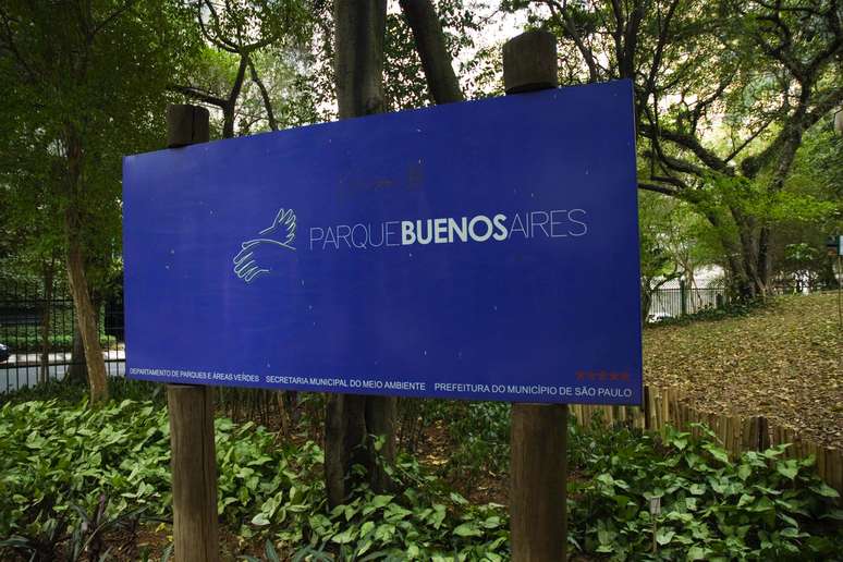 Imagem do Parque Buenos Aires, na Avenida Angélica, Higienópolis em São Paulo, SP.