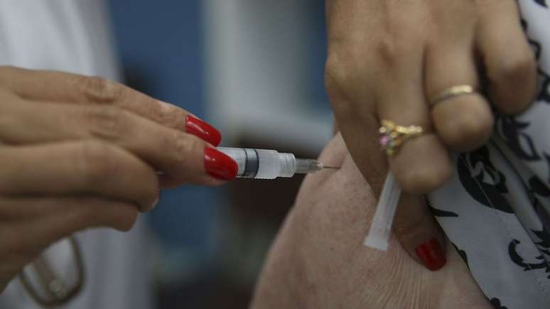 Campanha nacional de vacinação contra a gripe começa ainda em abril