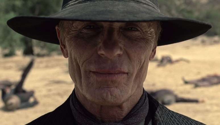 O Homem de Preto &eacute; um dos mais antigos e violentos visitantes de Westworld (Imagem: Divulga&ccedil;&atilde;o/HBO)