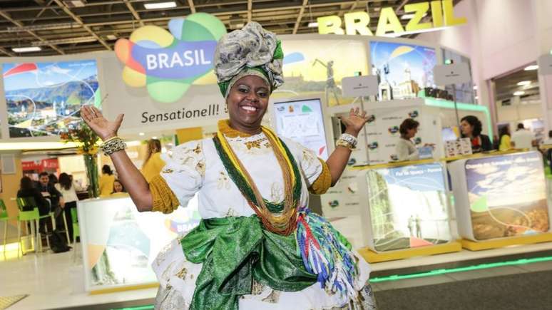 Estande 'vendendo' o Brasil em feira em Berlim; ranking coloca o Brasil como a segunda marca mais importante da América Latina