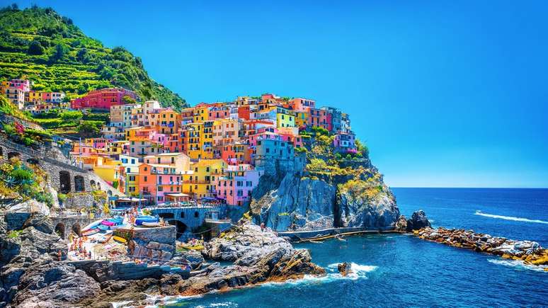 A colorida paisagem da região de Cinque Terre, na Itália, atrai milhões de visitantes