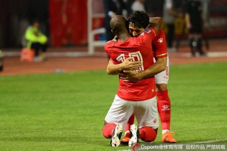 Aloisio se destaca na vitória do Meizhou Meixian Techand (Foto: Osports.com)