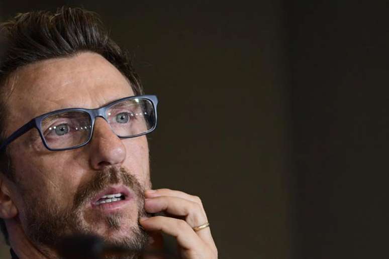 Para Di Francesco, Roma perdeu a cabeça, mas vaga ainda é possível (Foto: Javier Soriano / AFP)