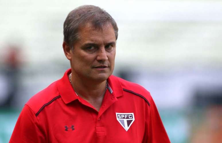 Diego Aguirre precisa encontrar maneiras de resolver o problema para o São Paulo ser mais competitivo (Rubens Chiri/saopaulofc.net)