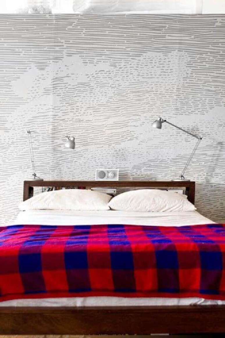 19. A roupa de cama também pode se tornar o grande destaque na decoração de quarto masculino