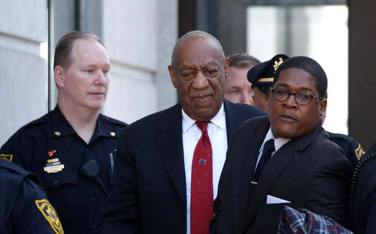 Ator e comediante Bill Cosby deixa tribunal na Pensilv&acirc;nia
26/04/2018 REUTERS/Brendan McDermid