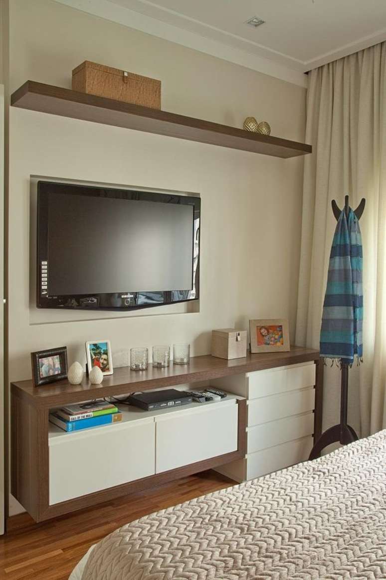 Quartos pequenos com painel para TV