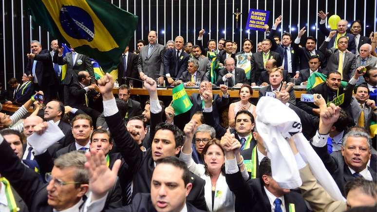 Em abril de 2016, o PSB votou a favor do impeachment da então presidente Dilma Rousseff