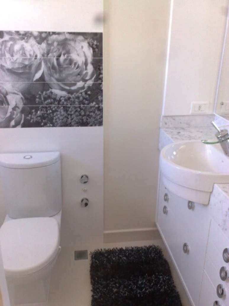 18. Os azulejos podem tamb&eacute;m ser usados para formar um desenho, como neste projeto de Sebasti&atilde;o de Pinho