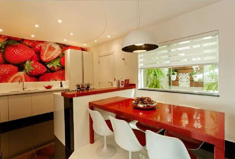 11. O silestone vermelho é excelente para decoração de cozinha